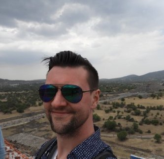 Hello from the top of the Pirámide del Sol, Teotihuacan, Mexico.
